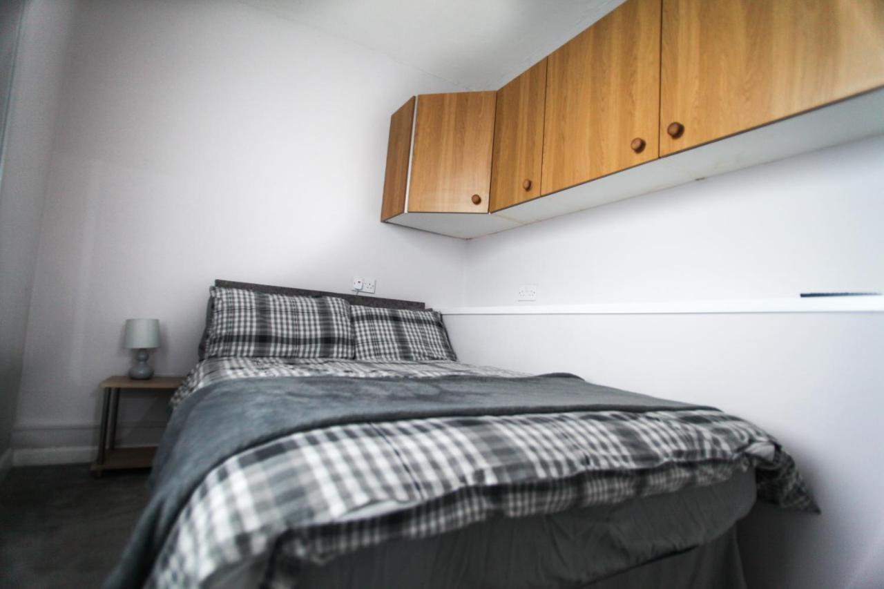 1b Smart Apartment
