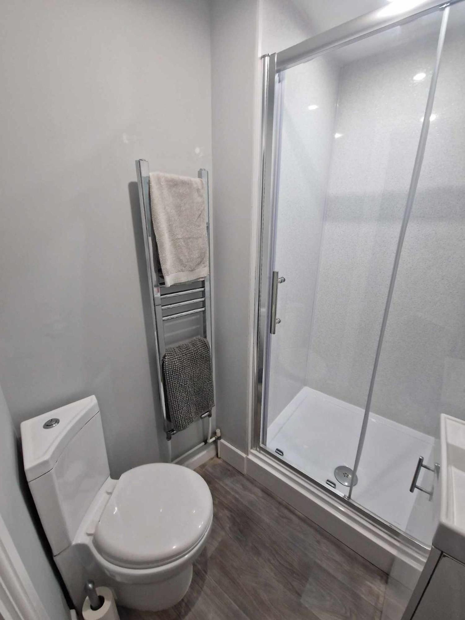 1b Smart Apartment