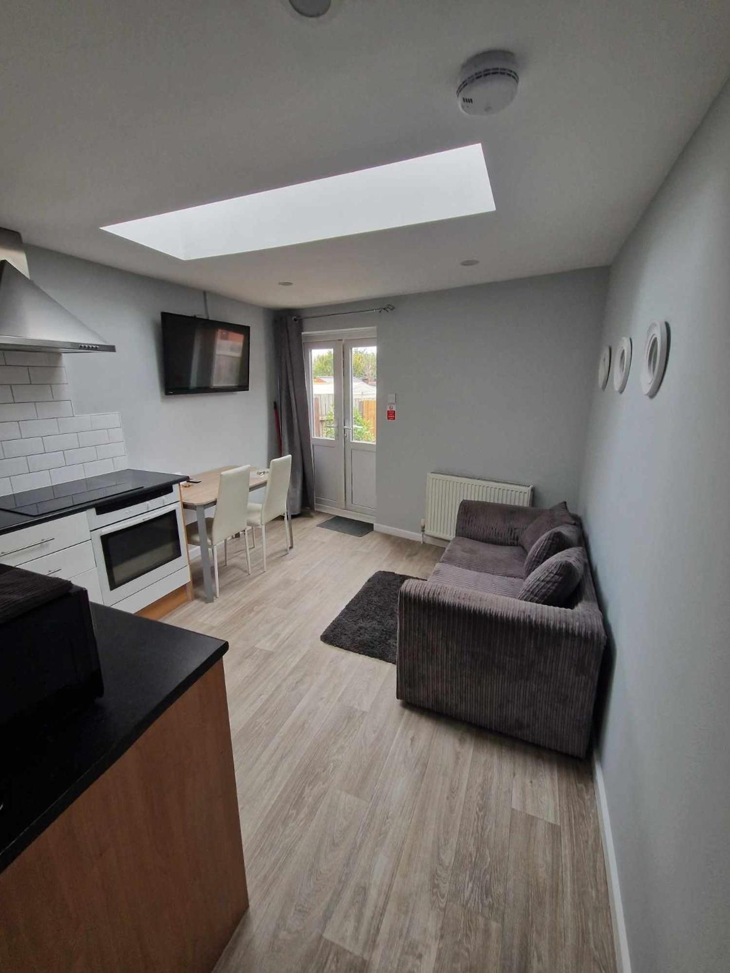 Apartment 1b Smart *