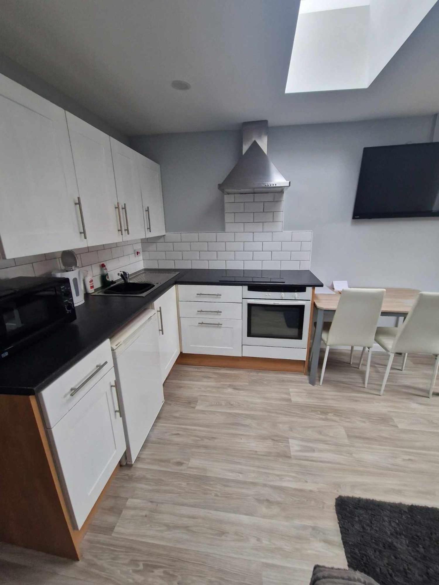 1b Smart * Newark-on-Trent (Nottinghamshire)