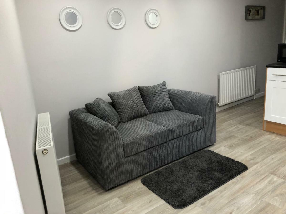 1b Smart Apartment